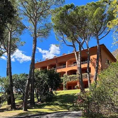 Brentano View *